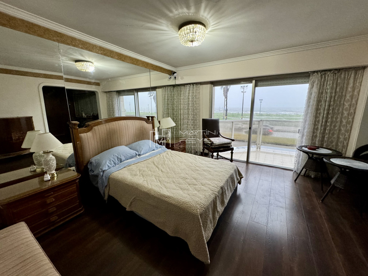 Apartamento ID.992 - Venta Apartamento 3 Dormitorios en Punta Carretas ***Exclusivo***