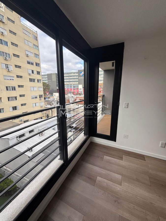 Apartamento ID.1300/Alquiler-Apartamento-2-dormitorios-en-La-Blanqueada-(cod-1300) - Alquiler Apartamento 2 dormitorios en La Blanqueada (cod 1300)