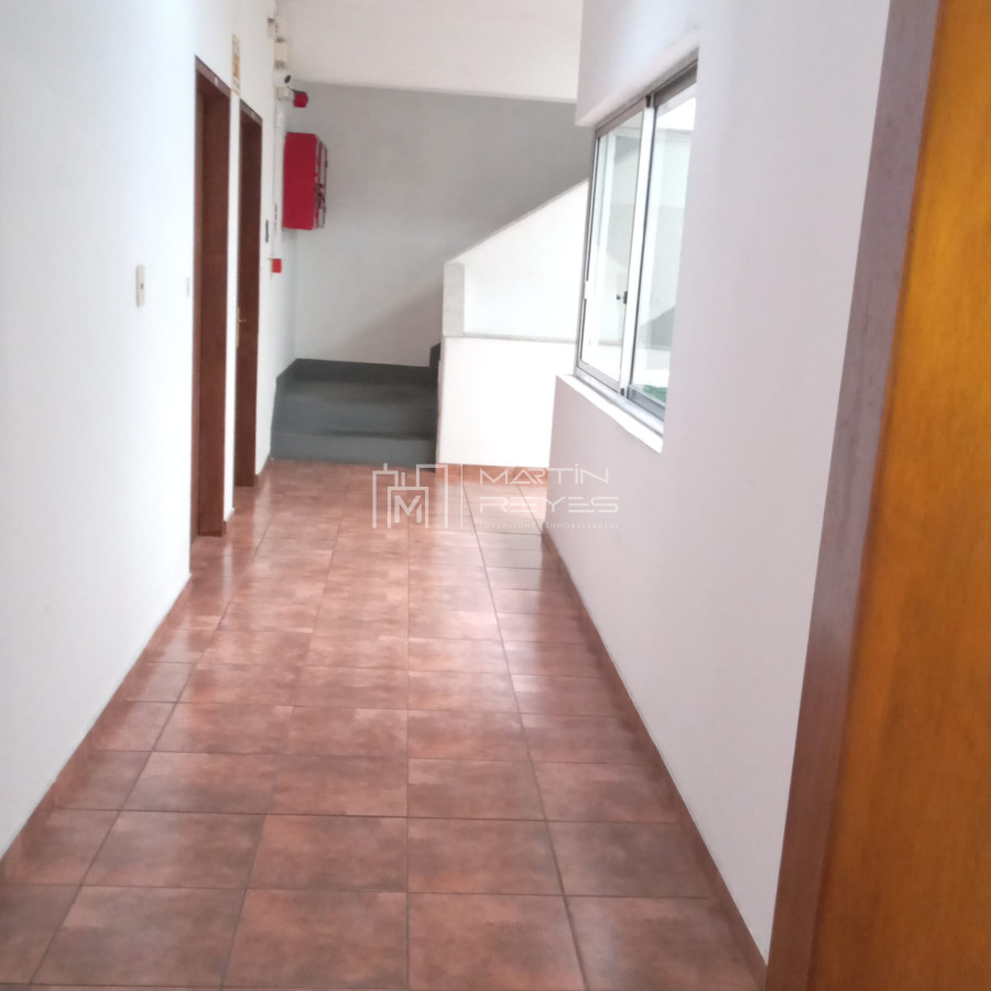 Apartamento ID.1290/Alquiler-Monoambiente-en-Ciudad-Vieja-(cod-1290) - Alquiler Monoambiente en Ciudad Vieja (cod 1290)