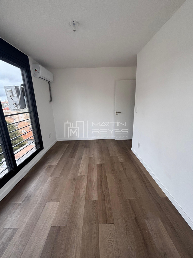 Apartamento ID.1300/Alquiler-Apartamento-2-dormitorios-en-La-Blanqueada-(cod-1300) - Alquiler Apartamento 2 dormitorios en La Blanqueada (cod 1300)