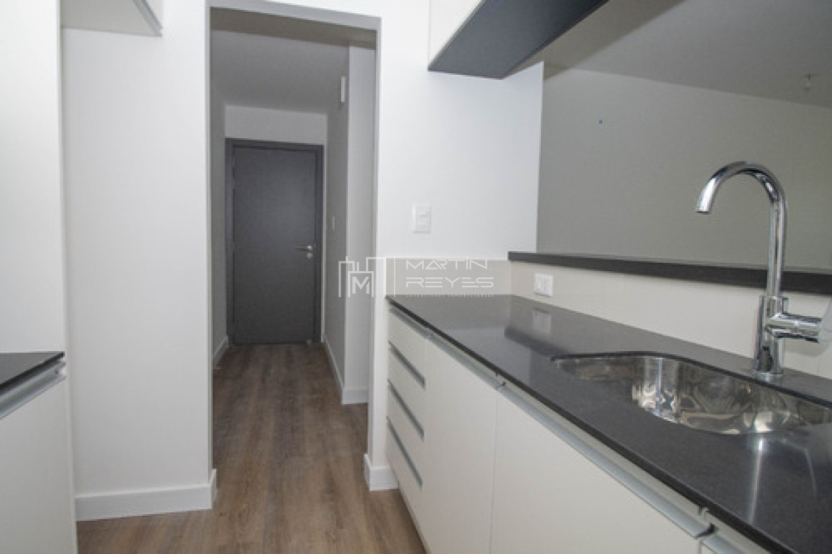 Apartamento ID.1173 - Venta Apartamento De 2 Dormitorios En Malvin Con Cochera, Patio Y Parrillero Propio Tipo Penthouse! Oportunidad