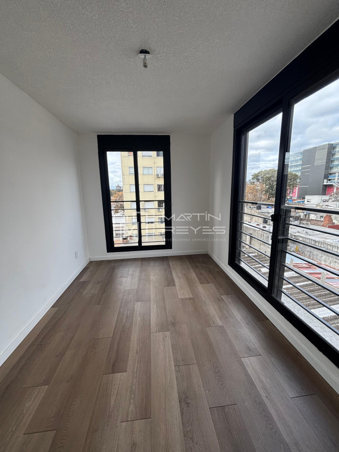 Apartamento ID.1300/Alquiler-Apartamento-2-dormitorios-en-La-Blanqueada-(cod-1300) - Alquiler Apartamento 2 dormitorios en La Blanqueada (cod 1300)