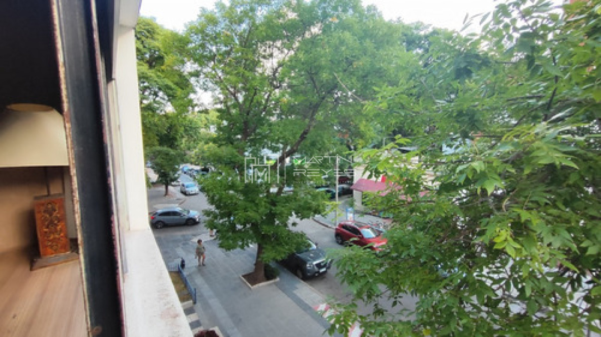 Apartamento ID.1207 - Venta apartamento 3 dormitorios y servicio con garaje fijo en Punta Carretas