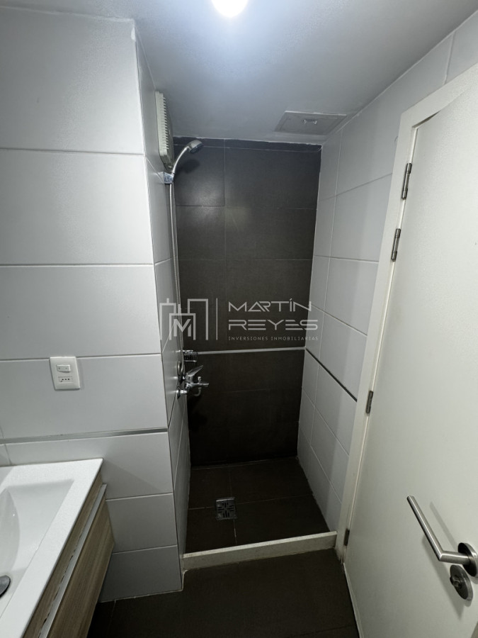 Apartamento ID.1557 - Alquiler Monoamiente Pocitos Nuevo (cod 1557)