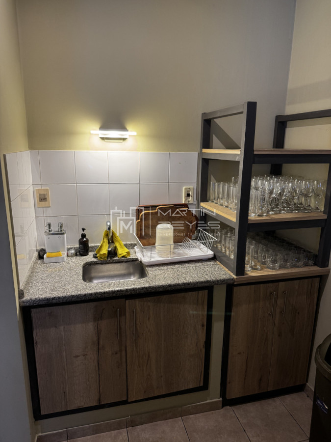 Apartamento ID.1572 - Venta Apartamento 2 Dormitorios en Punta Carretas con Orientación Noroeste.