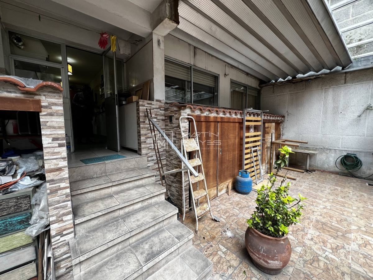 Apartamento ID.889 - Venta Apartamento 5 dormitorios con terraza en Pocitos 