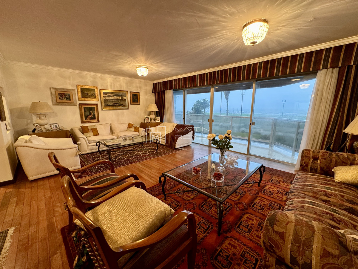 Apartamento ID.992 - Venta Apartamento 3 Dormitorios en Punta Carretas ***Exclusivo***