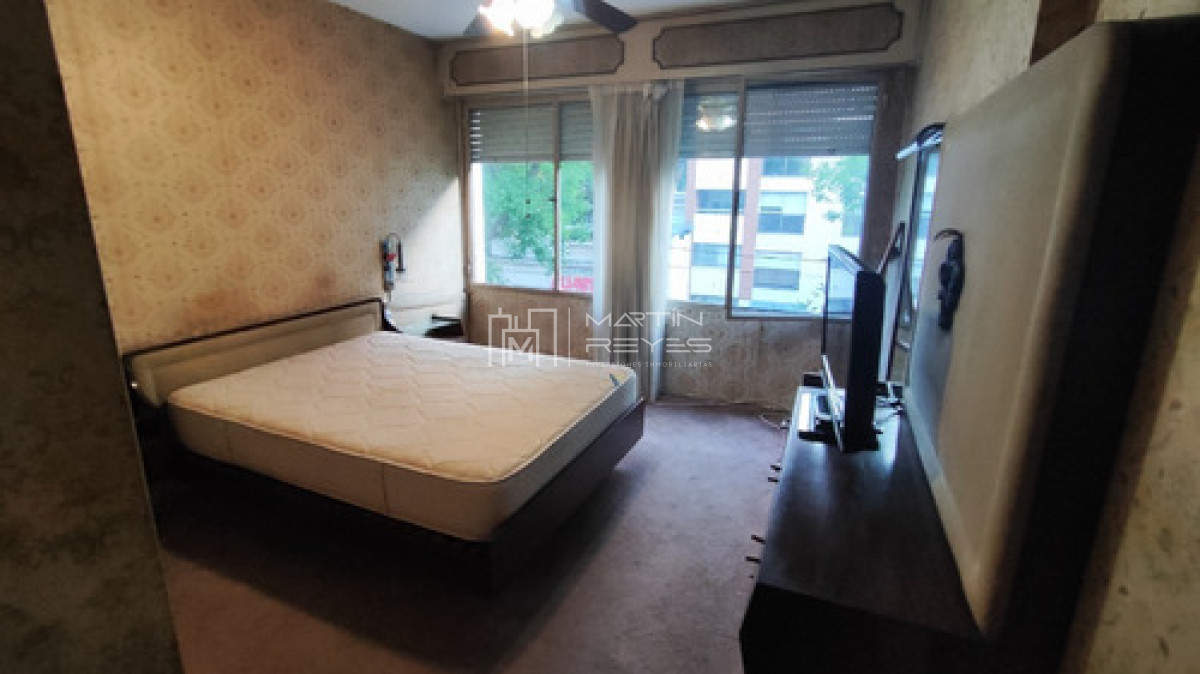 Apartamento ID.1207 - Venta apartamento 3 dormitorios y servicio con garaje fijo en Punta Carretas