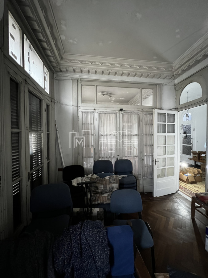 Apartamento ID.1125 - Venta Departamento de 14 Dormitorios sobre 18 de Julio (cod 1125)
