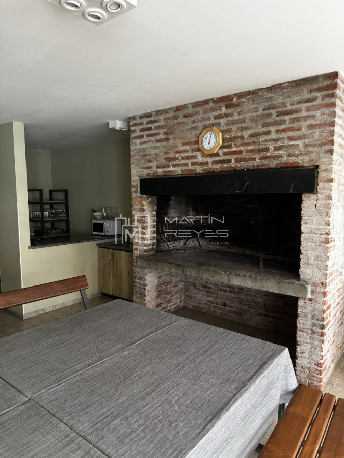 Apartamento ID.1572 - Venta Apartamento 2 Dormitorios en Punta Carretas con Orientación Noroeste.