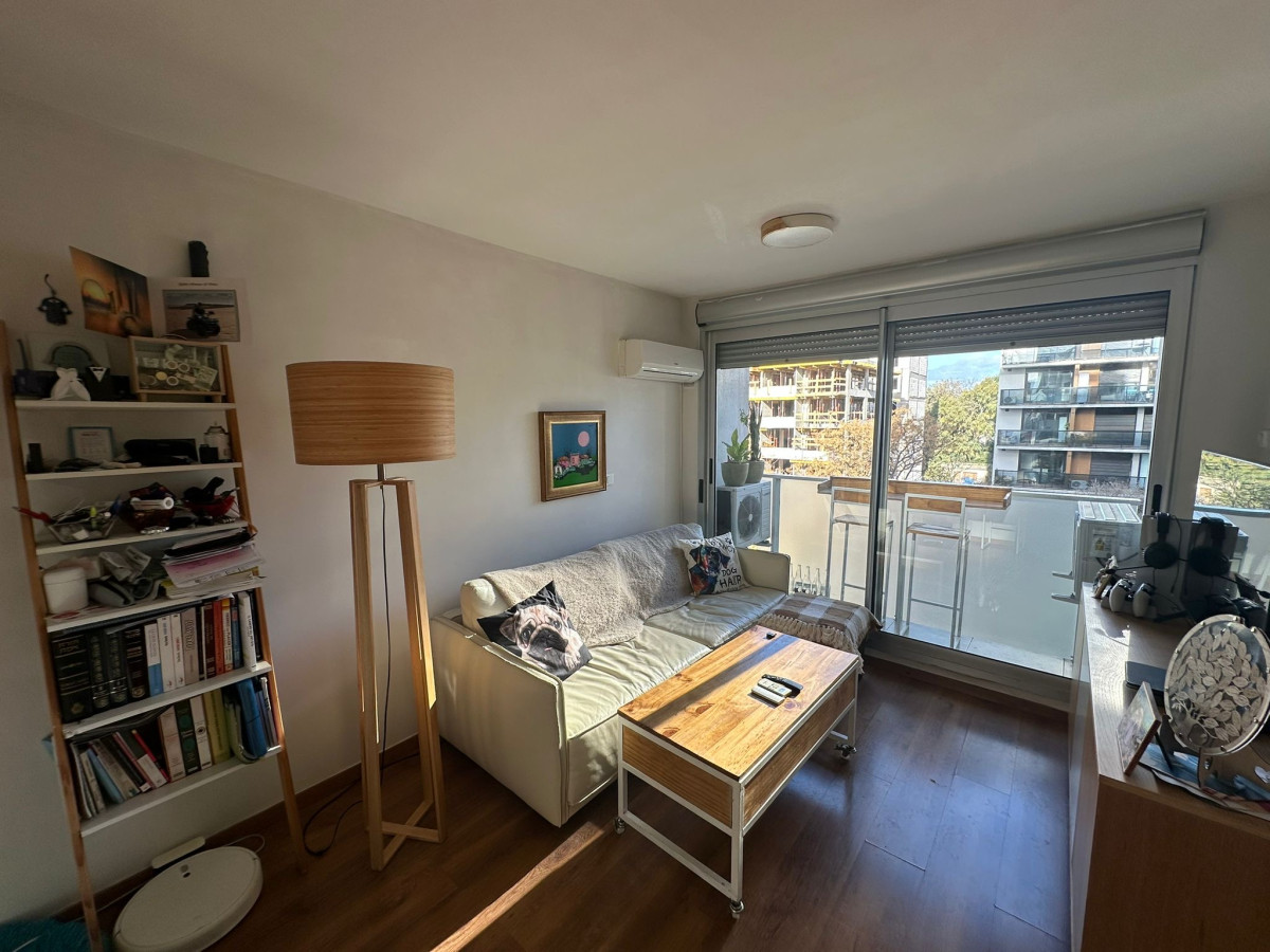 Venta Apartamento en Exclusiva 2 dormtorios 1 en suites con garaje al frente en el corazón de Parque Batlle