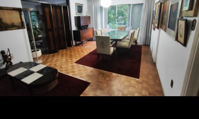 Venta apartamento 3 dormitorios y servicio con garaje fijo en Punta Carretas