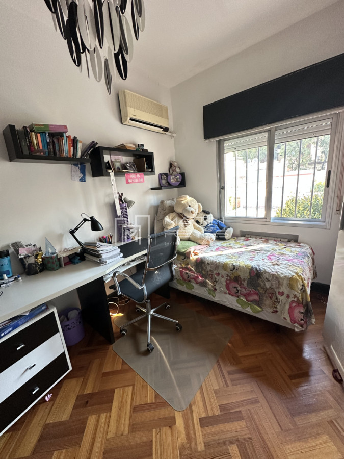 Casa ID.1214 - Venta en Exclusiva Casa 3 Dormitorios, Escritorio o Consultorio Profesional, Servicio completo en Punta Carretas