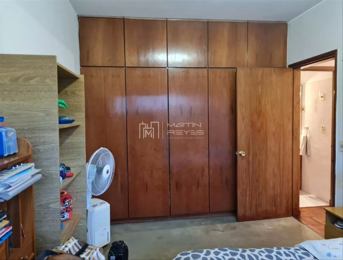 Casa ID.954 - Venta Casa 6 Dormitorios en Carrasco Sur (cod 954)