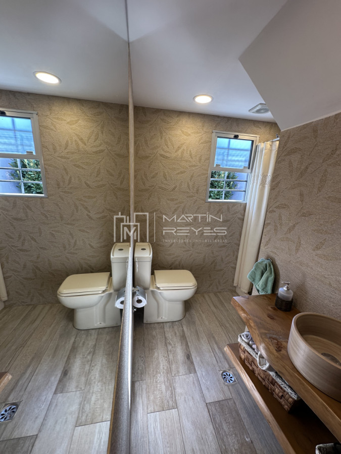 Casa ID.1214 - Venta en Exclusiva Casa 3 Dormitorios, Escritorio o Consultorio Profesional, Servicio completo en Punta Carretas