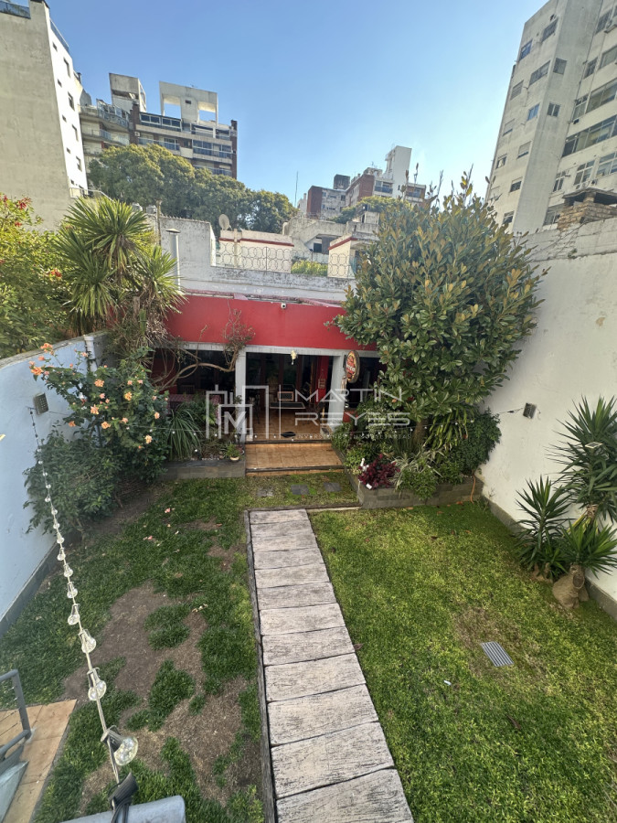 Casa ID.1214 - Venta en Exclusiva Casa 3 Dormitorios, Escritorio o Consultorio Profesional, Servicio completo en Punta Carretas