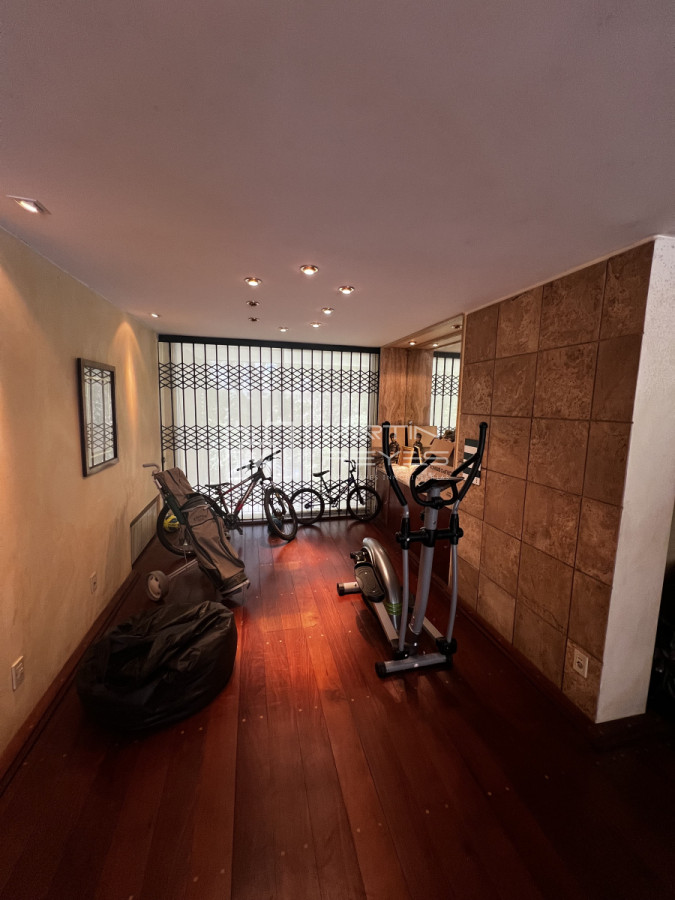 Casa ID.1054 - Venta Exclusvia Casa en Parque Rodo