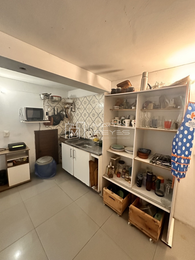 Casa ID.888 - Alquiler Casa 6 Dormitorios en Pocitos (cod 888)