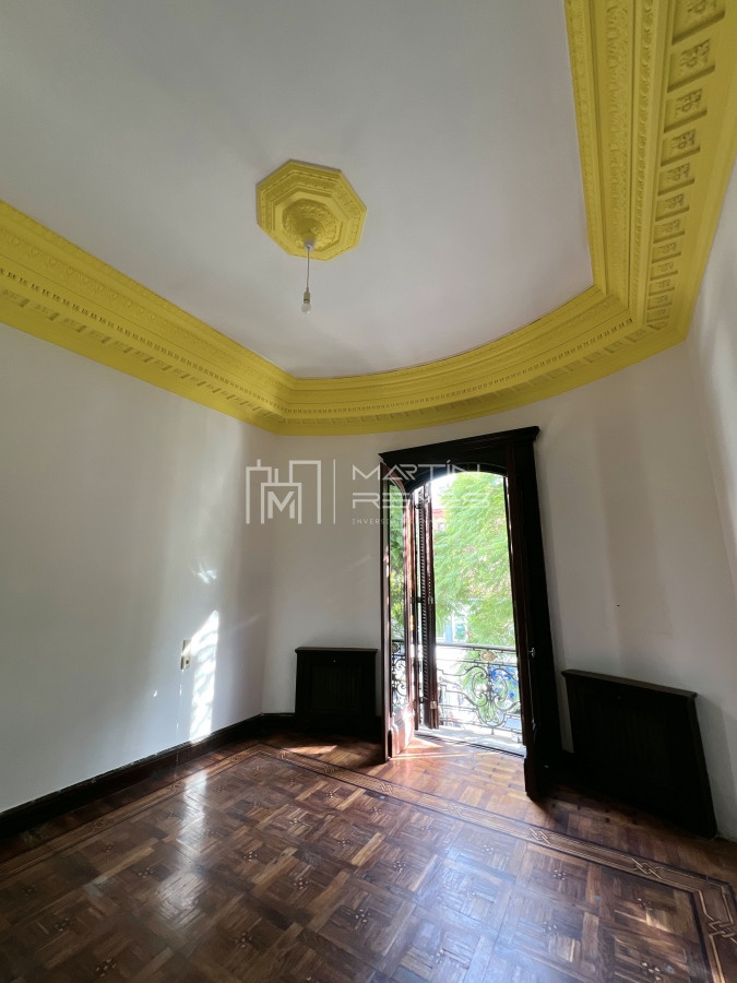 Casa ID.522 - Venta Casa 9 Dormitorios sobre Av. 18 de Julio 