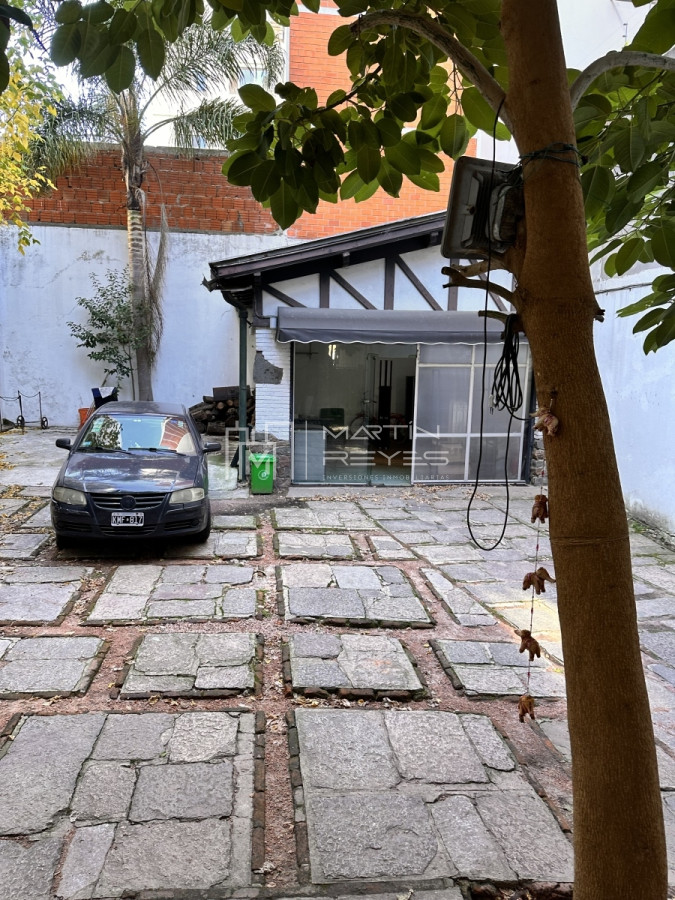Casa ID.888 - Alquiler Casa 6 Dormitorios en Pocitos (cod 888)