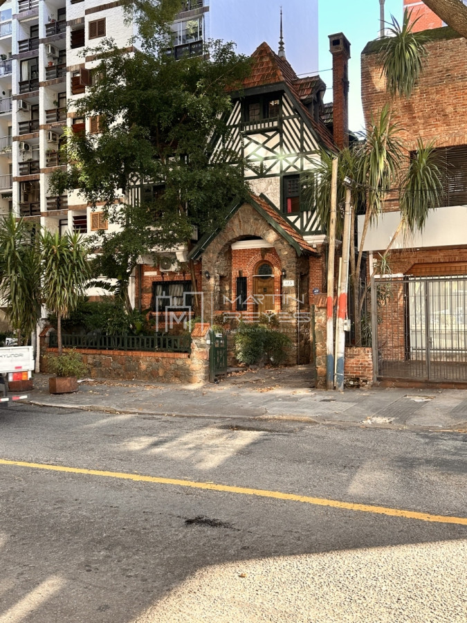 Casa ID.888 - Alquiler Casa 6 Dormitorios en Pocitos (cod 888)