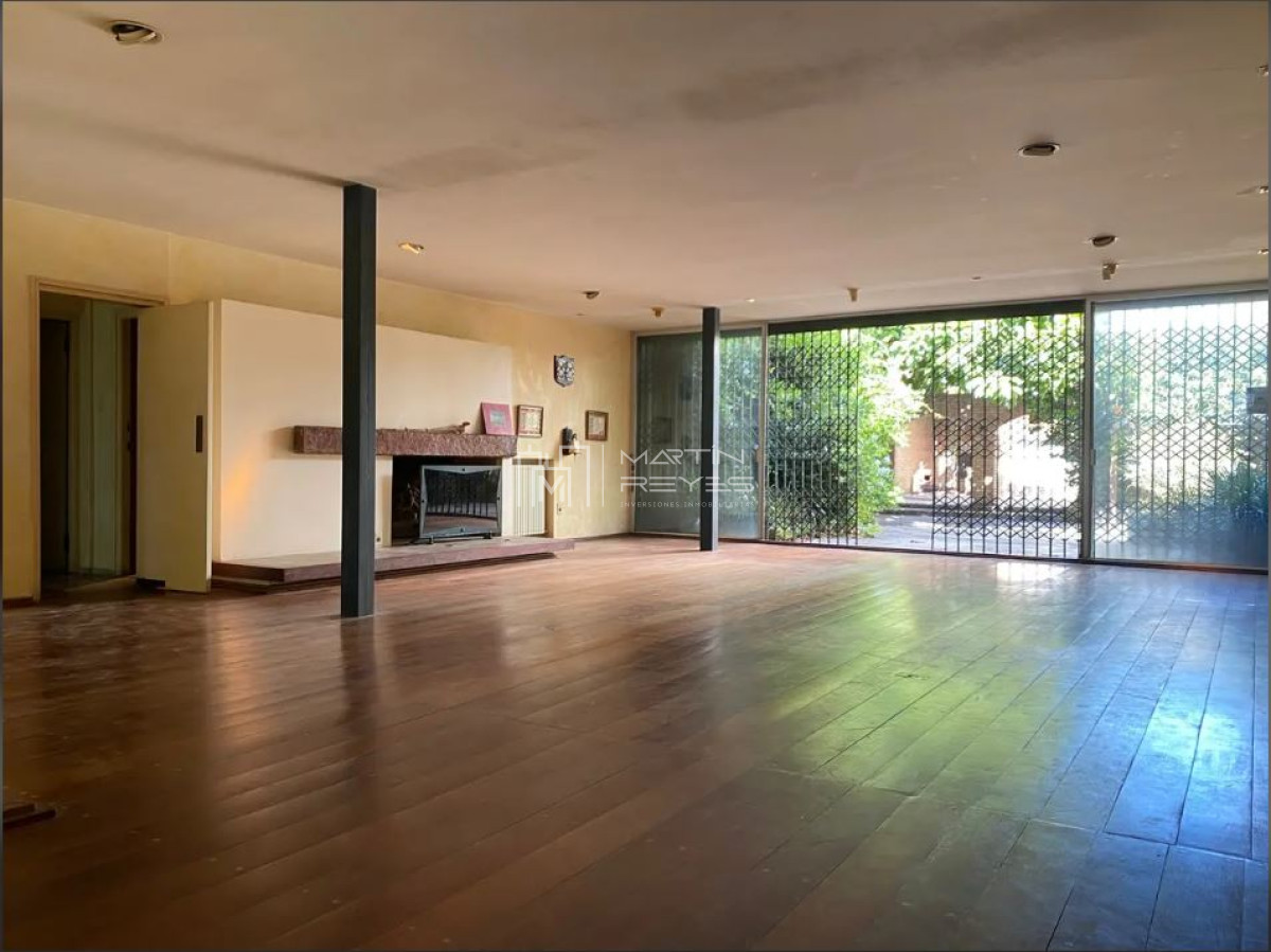 Casa ID.1054 - Venta Exclusvia Casa en Parque Rodo