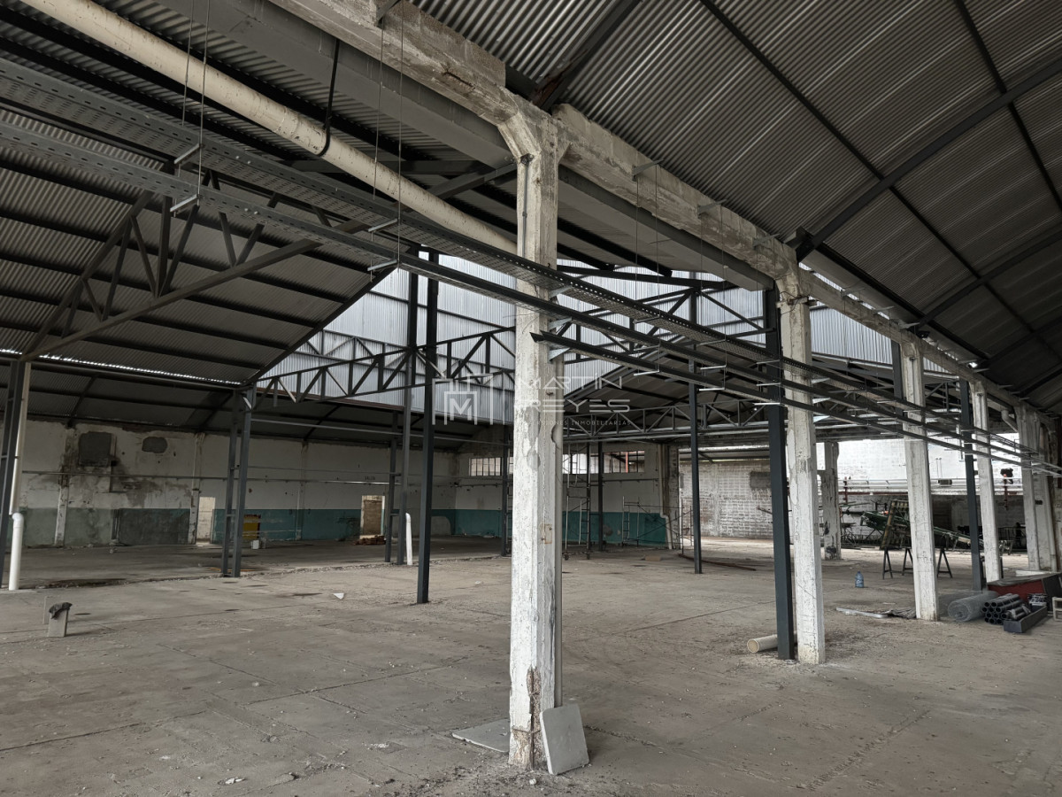 Galpón ID.1567 - Venta Galpón Logístico 3.400m2 Techados - Ruta 8 Km 27- Financia