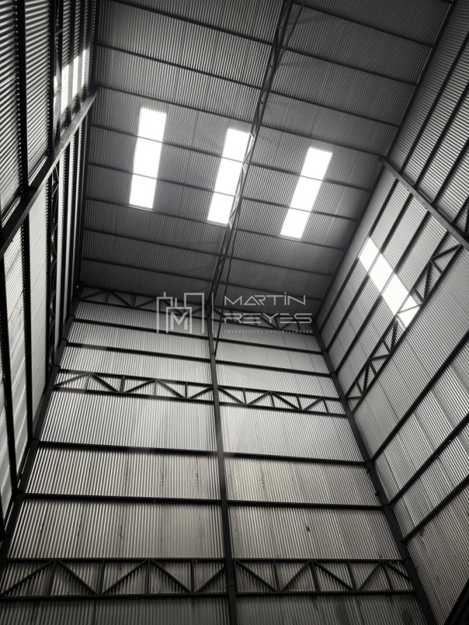 Galpón ID.1567 - Venta Galpón Logístico 3.400m2 Techados - Ruta 8 Km 27- Financia