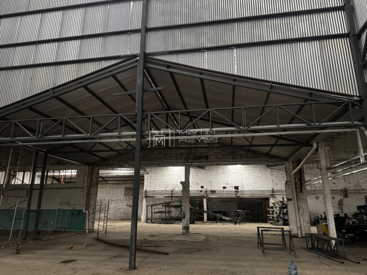 Galpón ID.1567 - Venta Galpón Logístico 3.400m2 Techados - Ruta 8 Km 27- Financia