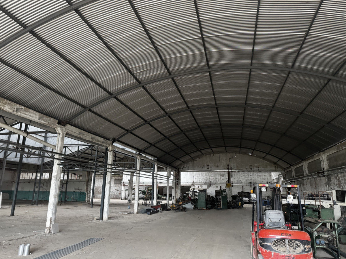 Venta Galpón Logístico 3.400m2 Techados - Ruta 8 Km 27- Financia