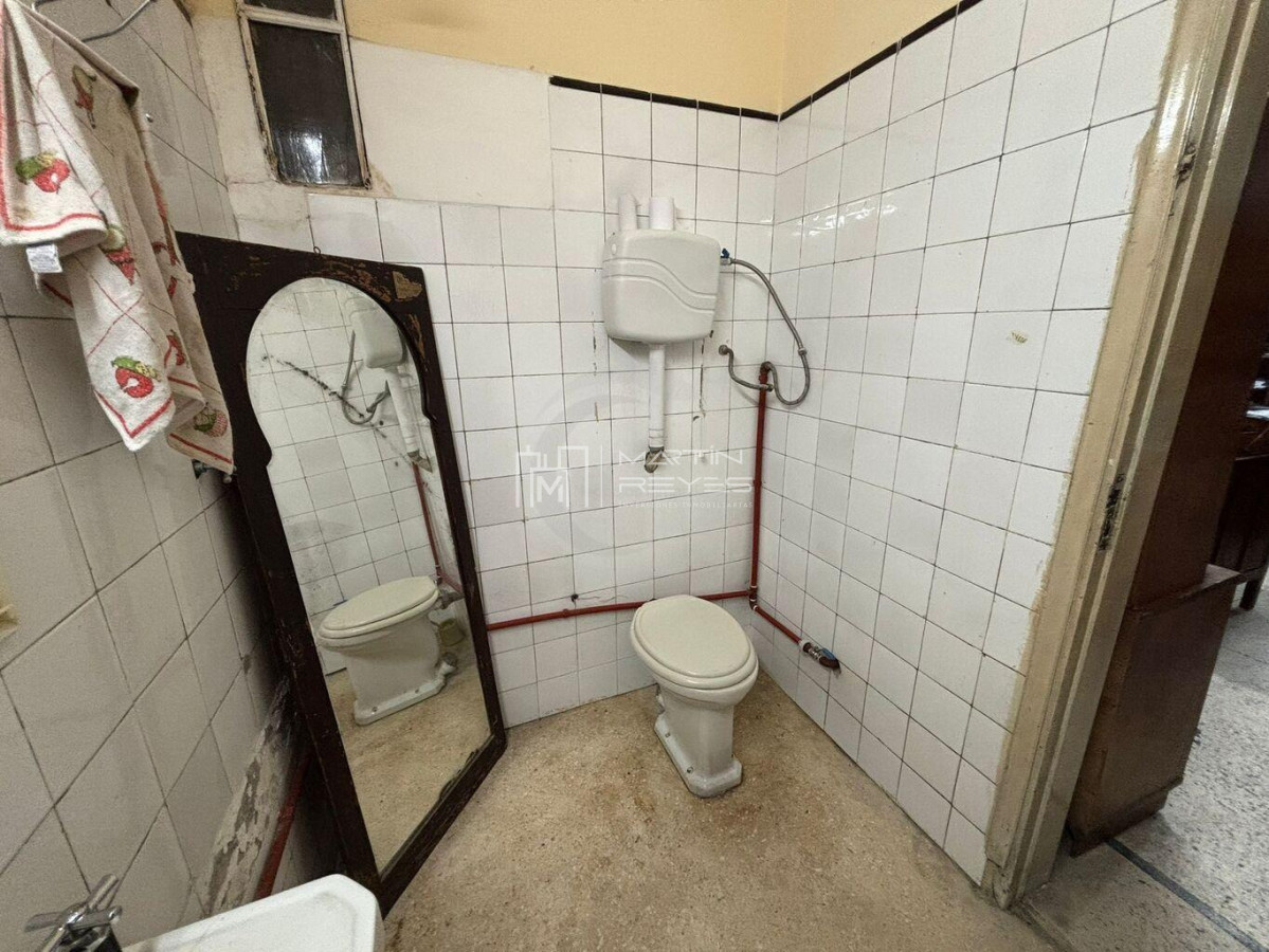 Local Comercial ID.1531 - Venta Local Comercial 78m2 en Ciudad Vieja: Oportunidad de Renta