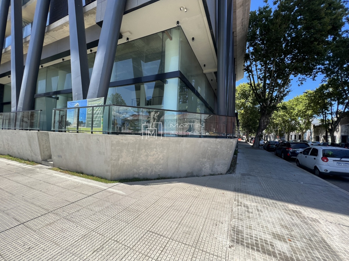 Local Comercial ID.1 - Alquilo local en la aguada 