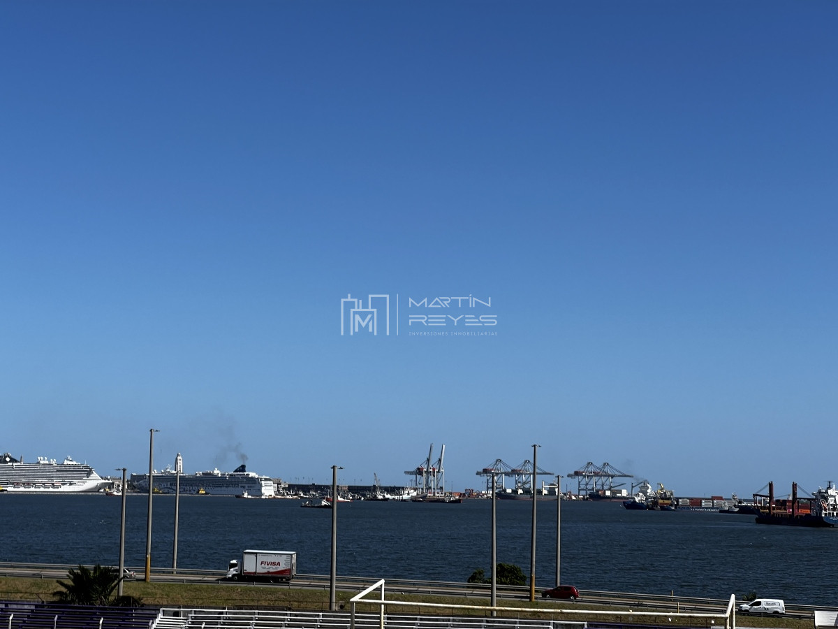 Terreno ID.637 - Venta Terreno 6813m2 con vistas al Puerto en Capurro 