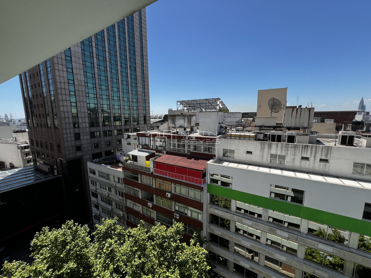 Oficina ID.1035 - Alquiler Oficina de 180m2 en Plaza Independencia vista a la Plaza