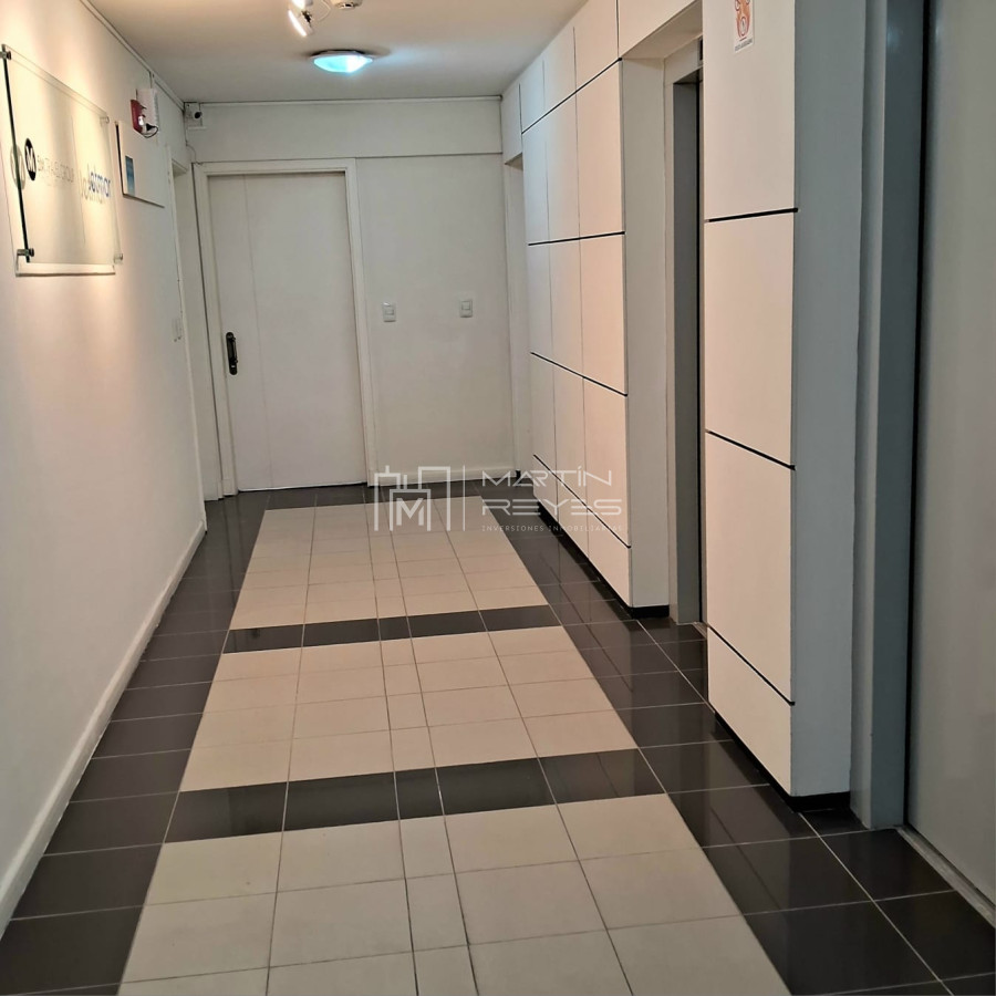 Oficina ID.1225 - Venta 257m2 de Oficinas en Plaza Independencia 