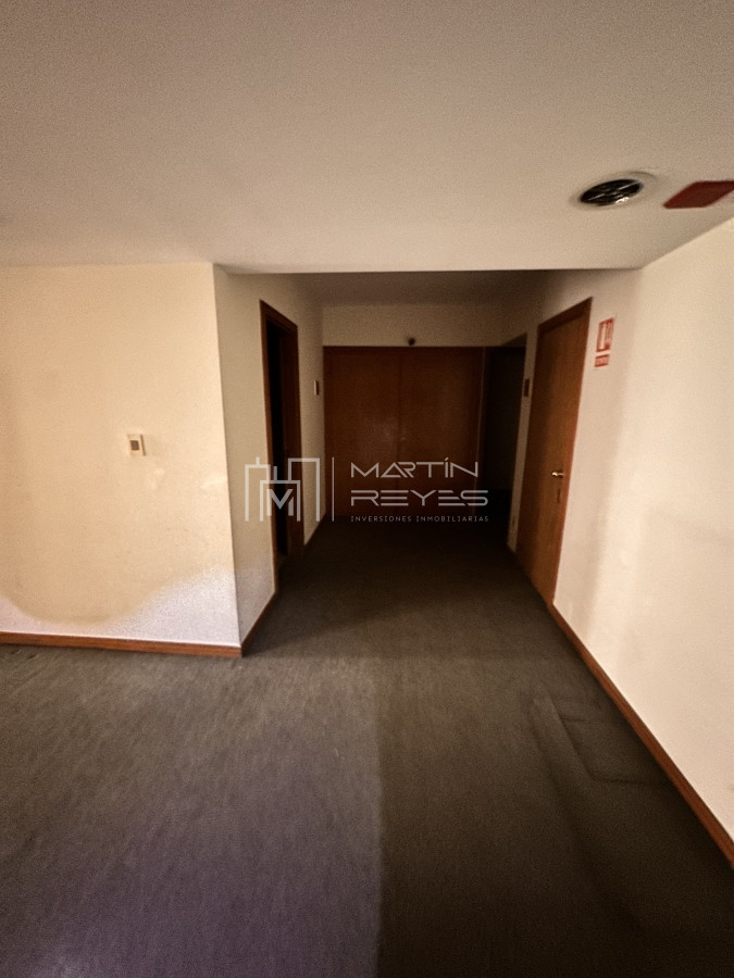Oficina ID.841 - Alquiler Oficina de 550 m2 en Plaza Independencia