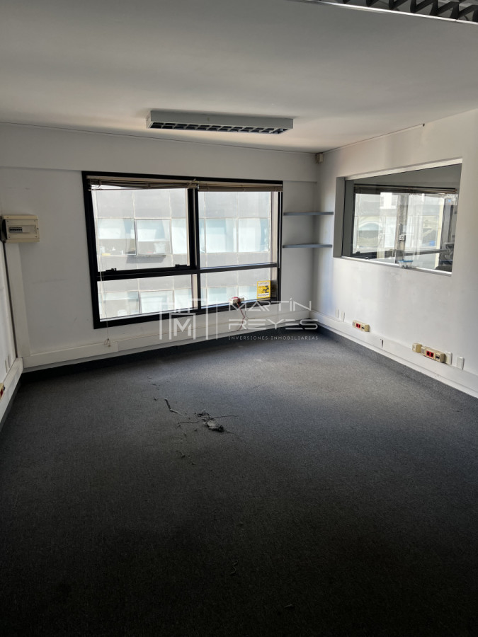Oficina ID.1225 - Venta 257m2 de Oficinas en Plaza Independencia 