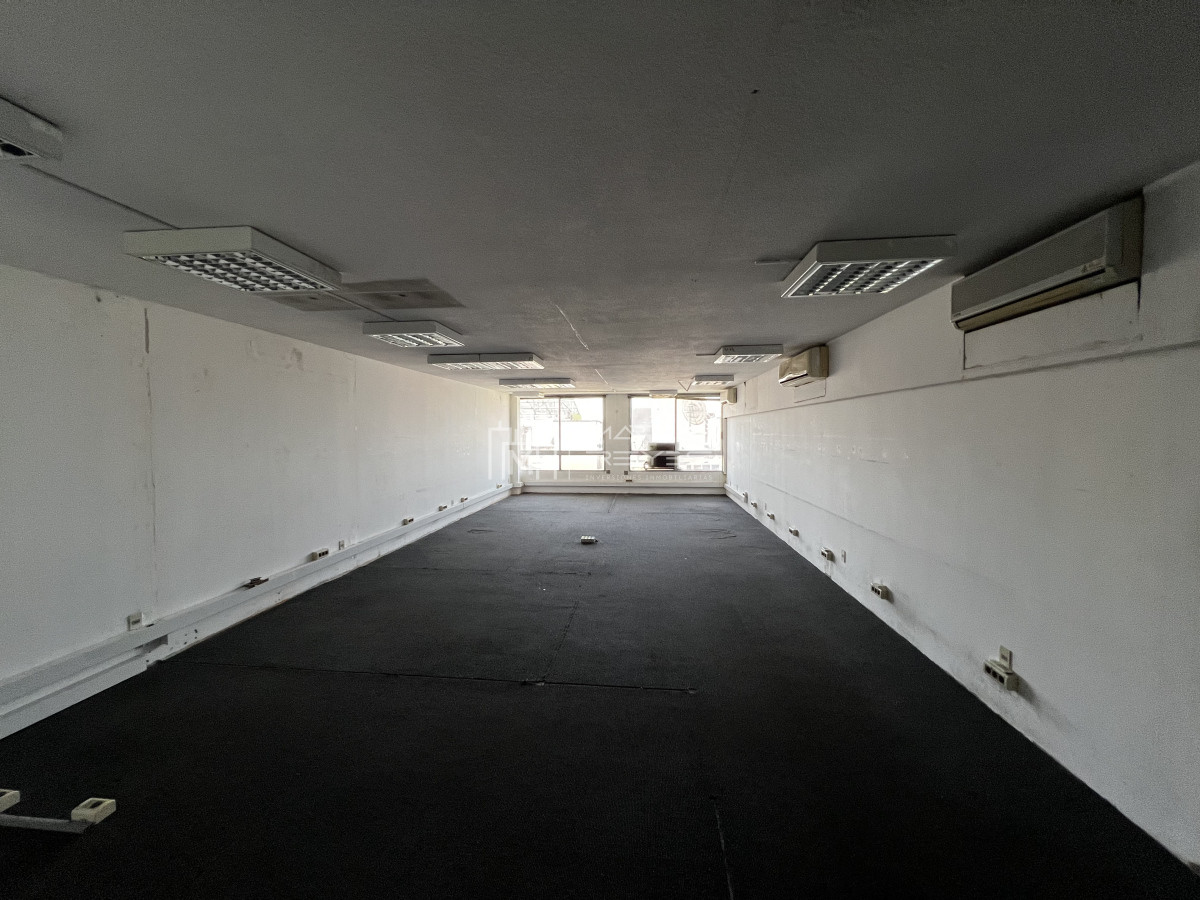 Oficina ID.1035 - Alquiler Oficina de 180m2 en Plaza Independencia vista a la Plaza