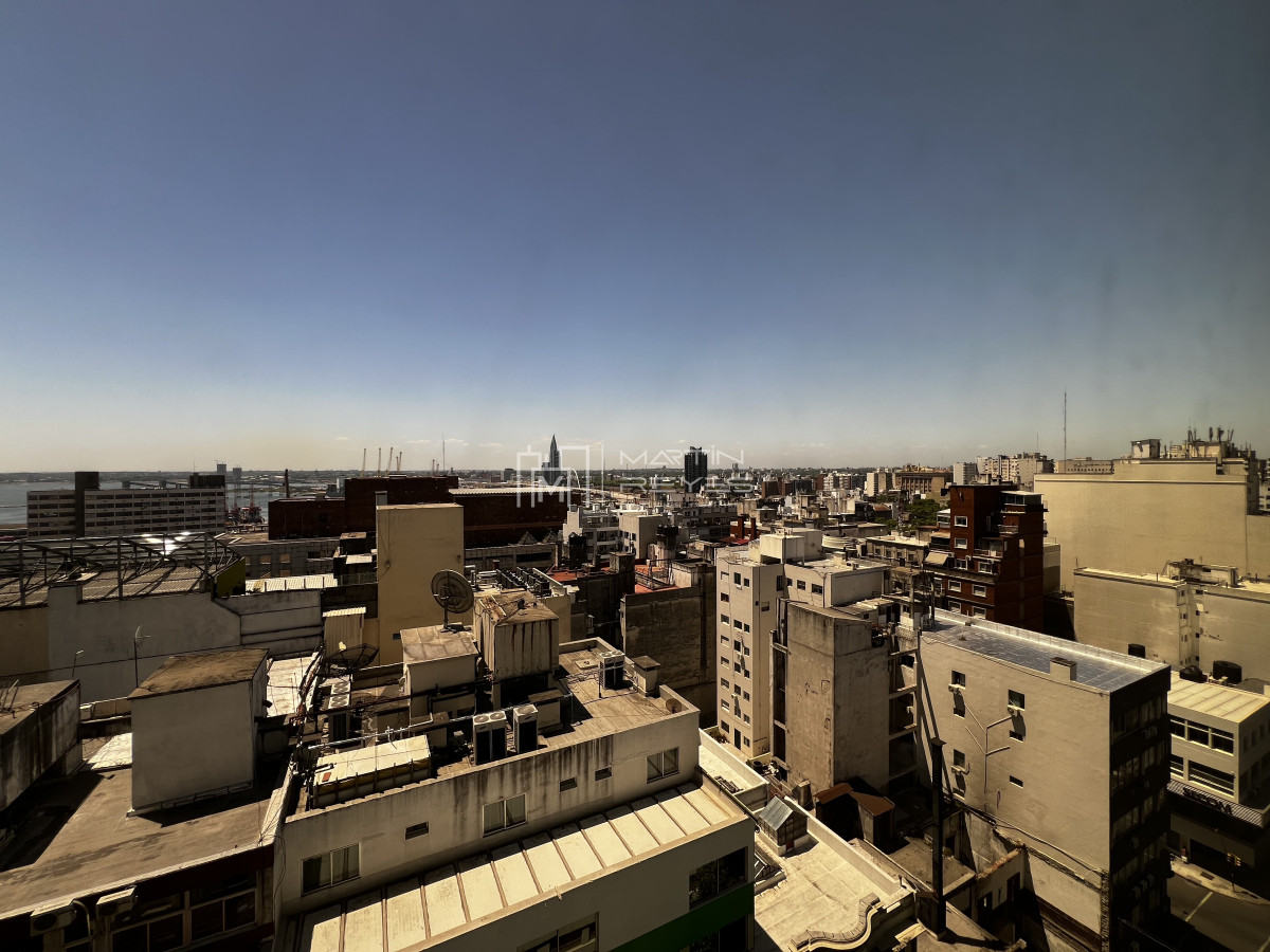 Oficina ID.1035 - Alquiler Oficina de 180m2 en Plaza Independencia vista a la Plaza