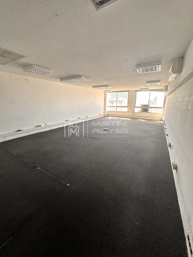 Oficina ID.842 - Alquiler Oficina 176 m2 en Plaza Independencia
