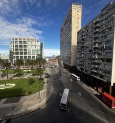 Venta 257m2 de Oficinas en Plaza Independencia