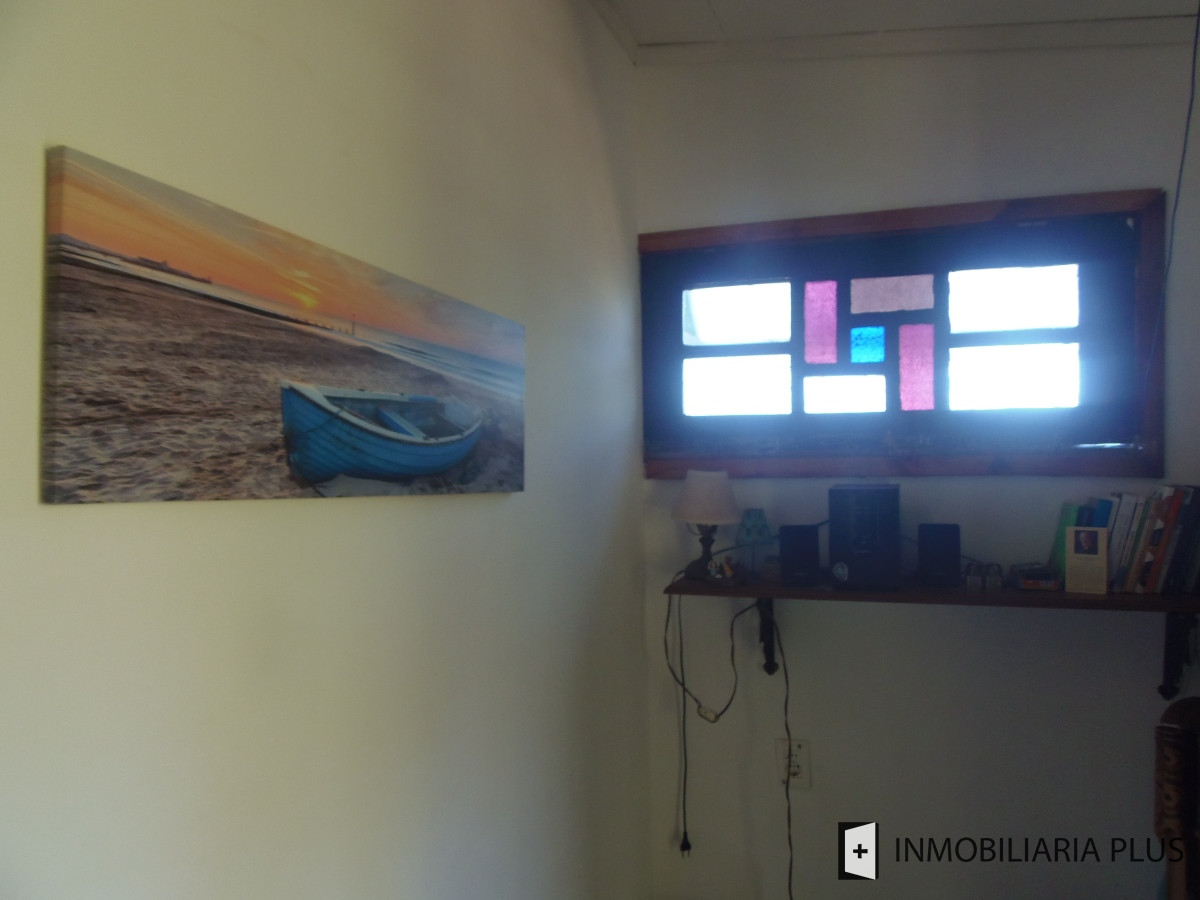 Casa ID.1044 - Venta de Casa en Arachania con 2 Dormitorios A solo 150 metros del mar