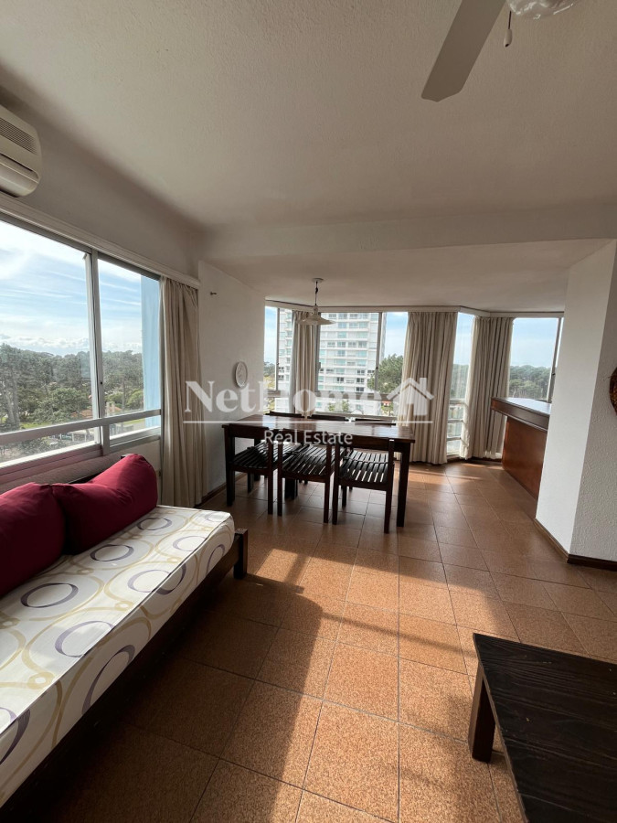 Apartamento ID.762 - Apto esquinero 2 dormitorios Roosevelt