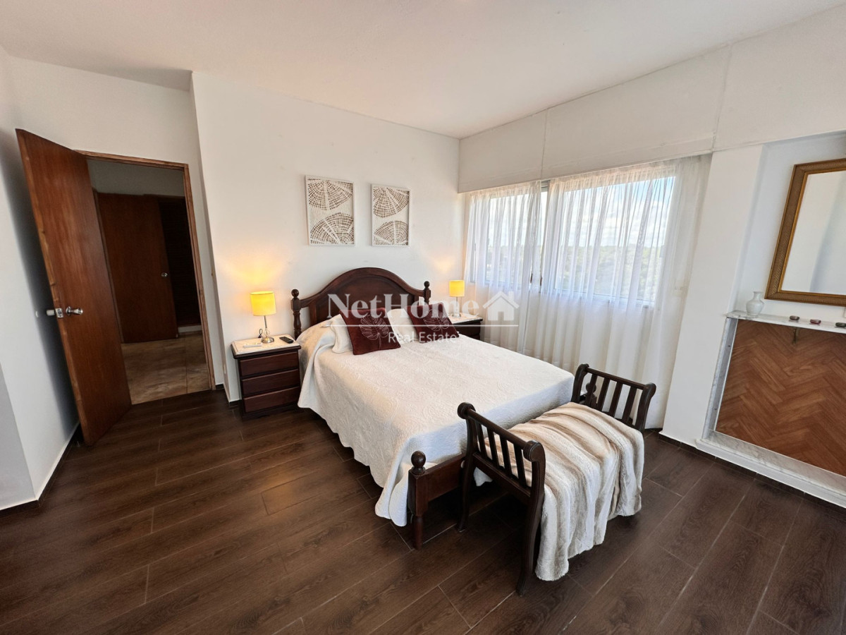 Apartamento ID.994 - Penthouse sobre Roosevelt 2 dorm amplias vistas Punta del Este