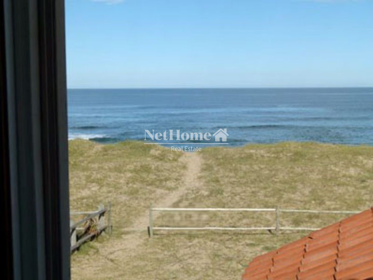 Casa ID.707 - Casa Sobre la Playa La Balconada 