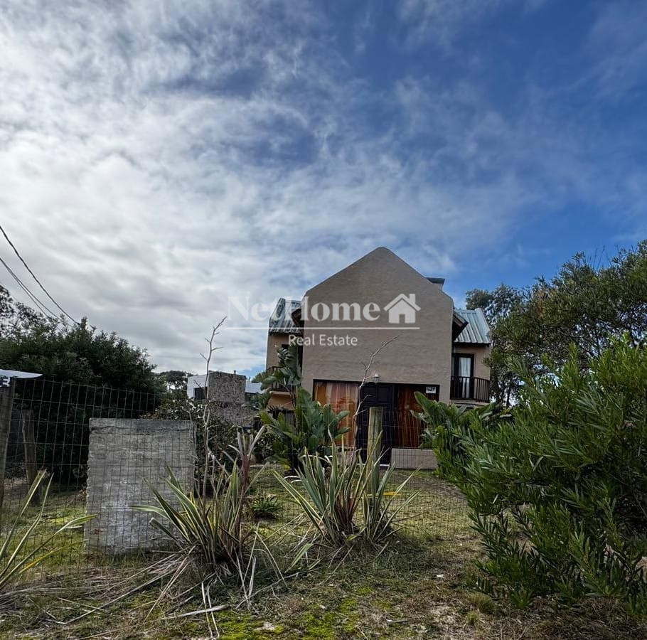 Casa ID.987 - CASA EN DOS PLANTAS Y CABAÑA DE MADERA EN UN MISMO PADRÓN