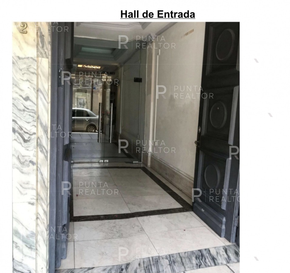 Apartamento ID.1811 - Oportunidad! Edificio en venta en ciudad vieja ideal oficinas! Montevideo, Uruguay