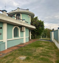 Alquiler Anual, Casa 3 Dormitorios y 3 Baños, Atlántida