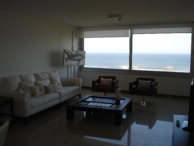 Apartamento en venta y alquiler temporario Playa Brava 3 dormitorios