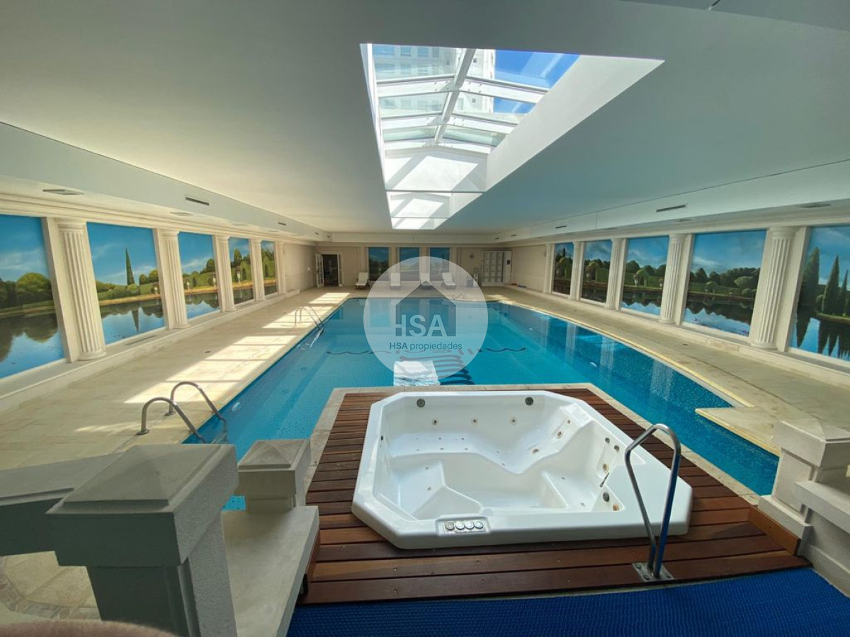 Apartamento ID.623 - OPORTUNIDAD En primera línea frente al mar en playa Mansa, 2 dormitorios en suite